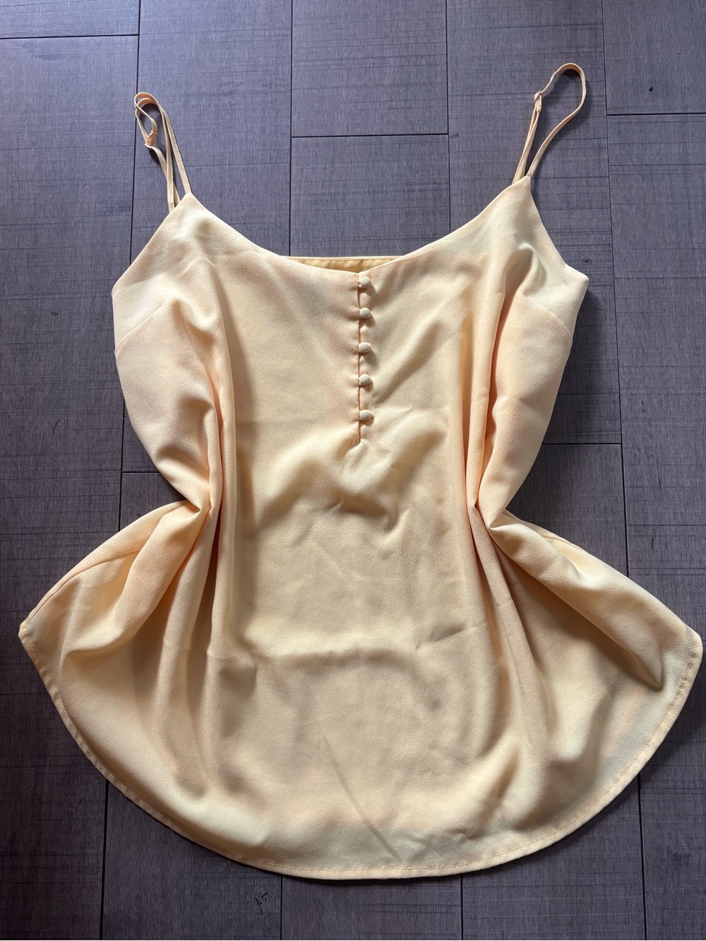 ⭐️2/$20⭐️Le Chateau Y2K  Buttercream Yellow Spaghetti Strap Cami Top